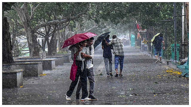 Lucknow Weather Today 27 June 2023: आ गया मानसून, लखनऊ अभी भी सूखा...जानें राजधानी में कब होगी झमाझम बारिश?