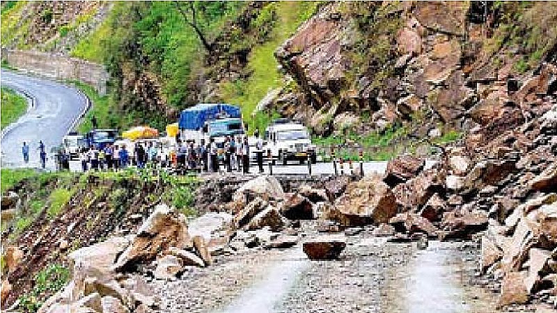 Heavy Rain Alert: तबाही का मंजर उत्तराखंड में, बारिश व भूस्खलन से 43 सड़के बंद, कैलाश यात्रा पर 30 जून तक रोक