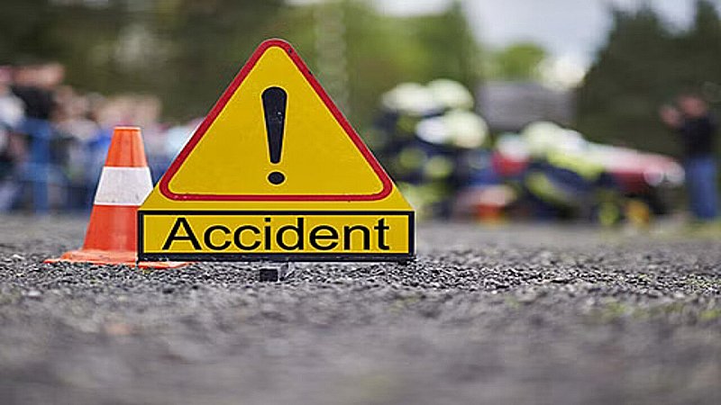 MP Road Accident: दतिया में भीषण सड़क हादसा, मजदूरों से भरी मिनी ट्रक नदी में गिरा, 12 से अधिक मौतें