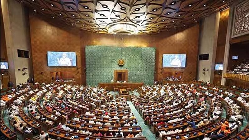 Parliament Monsoon Session: संसद के मॉनसून सत्र को लेकर आई बड़ी अपडेट, नए भवन में हो सकती है सत्र की कार्यवाही