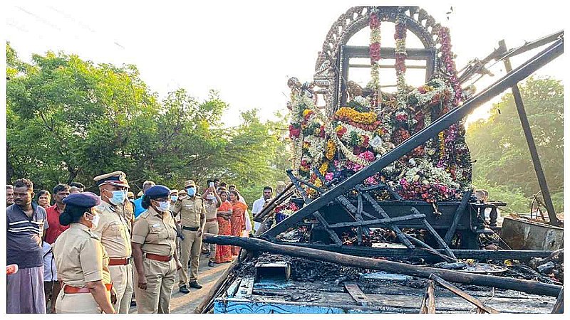 Tripura Fire: भगवान जगन्नाथ रथ यात्रा के दौरान बड़ा हादसा, हाई टेंशन लाइन के संपर्क में आने से 6 लोगों की मौत...15 झुलसे