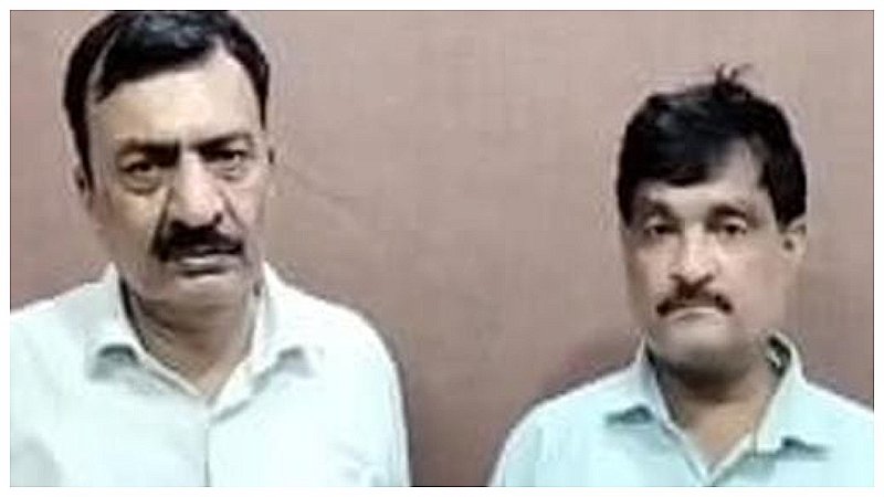 Moradabad News: तीस हजार का रिश्वत लेते रंगे हांथो बकड़ा गया बिजली विभाग का बाबू