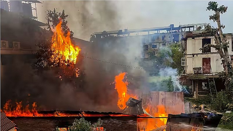 Manipur Violence Update: हिंसा की आग में जल रहा मणिपुर, दो दिन में तीन मौत, पुलिसकर्मी ने गंवाई जान