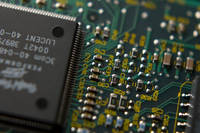 India to produce semiconductor chip in 2024
