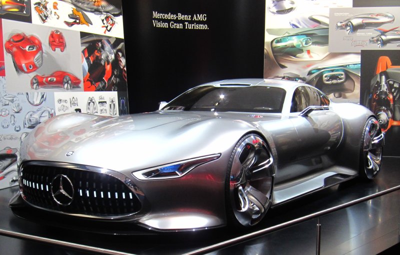 Mercedes- Benz unveils futuristic concept super-car