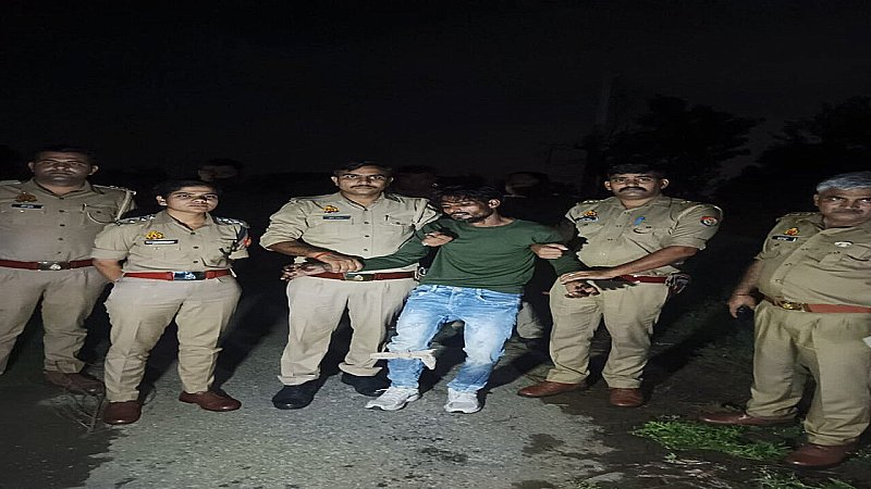 Meerut News: शातिर गौ तस्कर पुलिस मुठभेड़ में घायल, साथी फरार