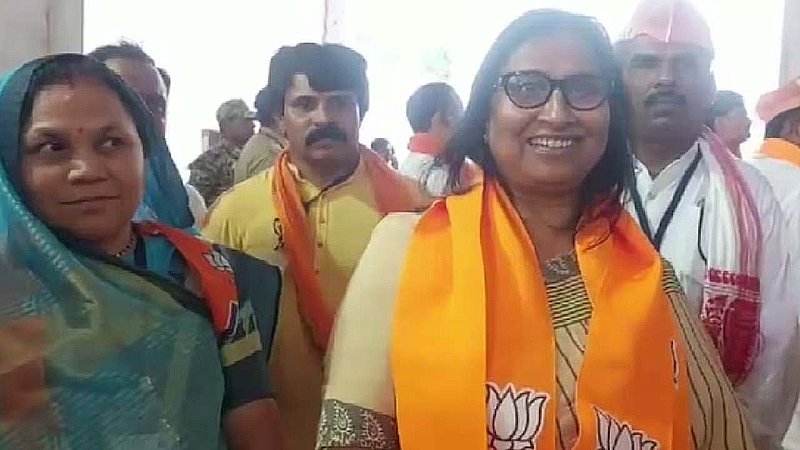 Madhya Pradesh News : एमपी में अब बीजेपी ने कांग्रेस में लगाई सेंध, दिग्गज महिला नेत्री ने थामा कमल का दामन