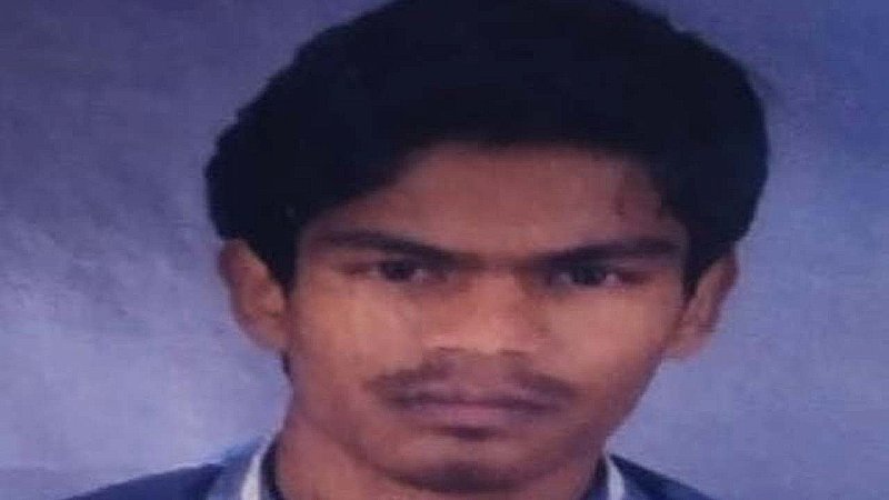 Varanasi News: बीएचयू में हास्टल के कमरे में छात्र ने फांसी लगाकर दी जान, जांच पड़ताल में जुटी पुलिस