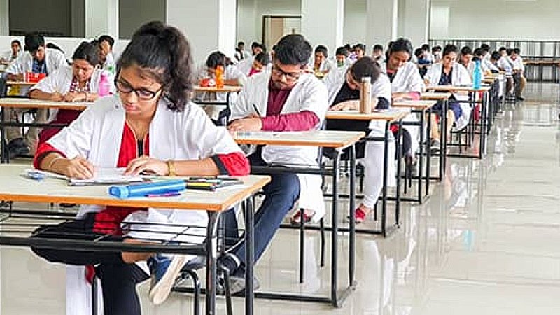 AIIMS NExT 2023: MBBS छात्रों को बड़ी राहत, मॉक नेशनल एग्जिट टेस्ट के लिए नहीं देना होगी फीस