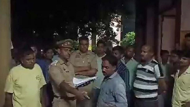 Hardoi News: बिजली विभाग की लापरवाही की बलि चढ़ा कांवरिया, विद्युत लाइन की चपेट में आकर दर्दनाक मौत