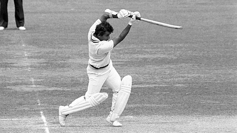 Sunil Gavaskar Birthday: जब गावस्कर की शानदार बल्लेबाजी से परेशान हो गए थे इमरान, अपने साथी खिलाड़ी को देने लगे गाली