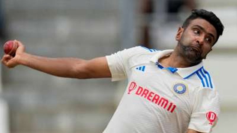 IND vs WI 1St Test Match: अश्विन ने बनाया इतिहास, पिता बेटे को आउट करने वाले पहले भारतीय गेंदबाज