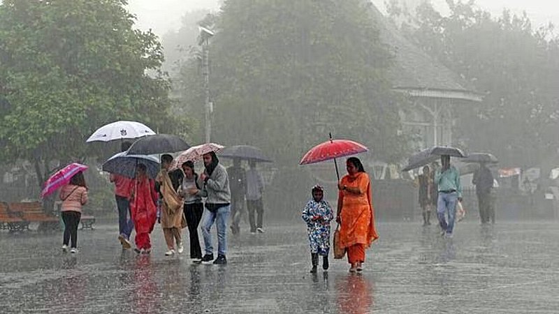 Weather Today Update: महाराष्ट्र में भारी बारिश का अलर्ट,हिमाचल और उत्तराखंड में भी आसमानी आफत की चेतावनी