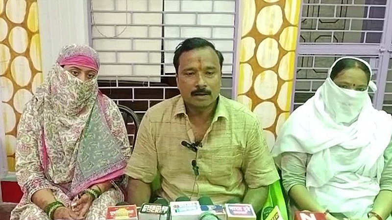 Varanasi News: शादीशुदा मर्दों नौजवानों को हनी ट्रैप में फंसाकर धन उगाही, लूट हत्या के प्रयास में पहले से मुकदमा दर्ज