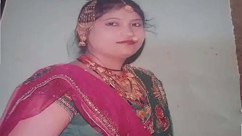 Jhansi News: नवविवाहिता ने फाँसी लगाकर दे दी जान, दो माह पहले हुई थी शादी