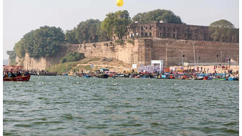 Allahabad Fort History: अकबर ने बनवाया था प्रसिद्ध इलाहाबाद किला, जानें इसका इतिहास और यहाँ घूमने का समय