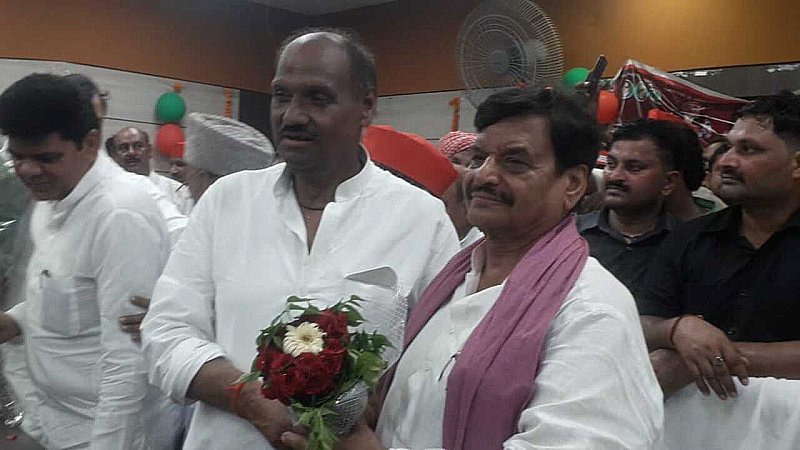 Azamgarh News: शिवपाल यादव ने कहा- 2024 के चुनाव में BJP को उखाड़ फेंकेंगे, लगाया ये बड़ा आरोप