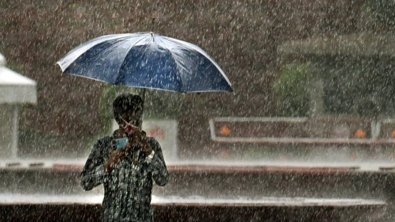 IMD Predicts Heavy Rainfall In THESE states In Next 3-4 Days