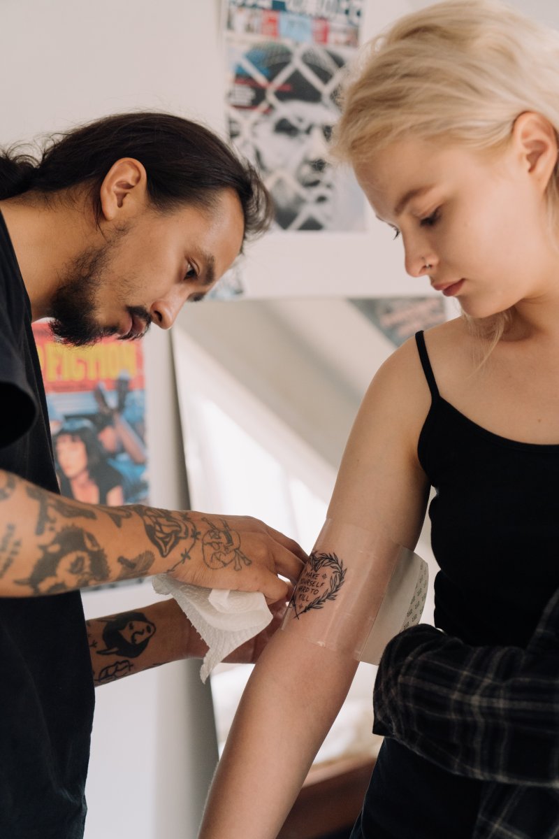 how to protect yourself after tattooing yourself