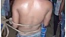 Pratapgarh News: मानवाधिकारों की उड़ाईं धज्जियां, पेड़ से बांधकर युवक को पीटा गया