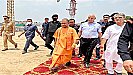 Cm Yogi in Ayodhya: सीएम योगी आदित्यनाथ ने रामनगरी में रामलला के दर्शन कर की पूजा-अर्चना