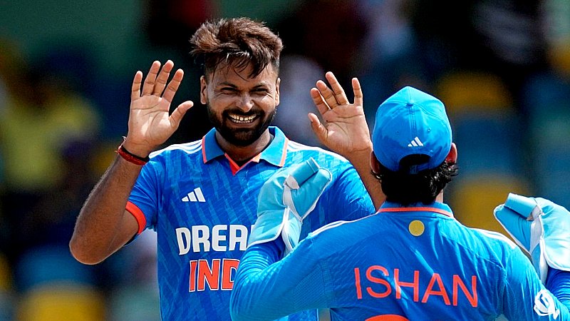 Team India Player: टीम इंडिया को मिला गेंदबाजी में नया सितारा, डेब्यू मैच में खुद को साबित कर जीता दिल