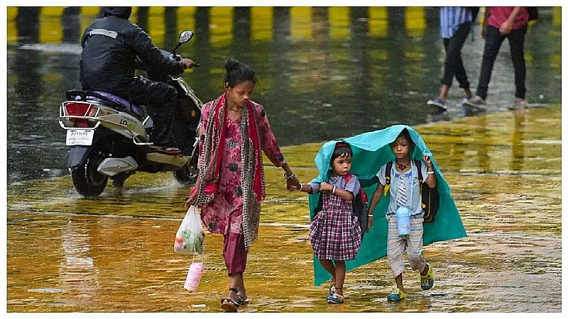 Lucknow Ka Mausam 03 August 2023: झमाझम बारिश से लखनऊ में फिर मानसून की दस्तक, जानें कब तक रहेगा सुहाना मौसम?