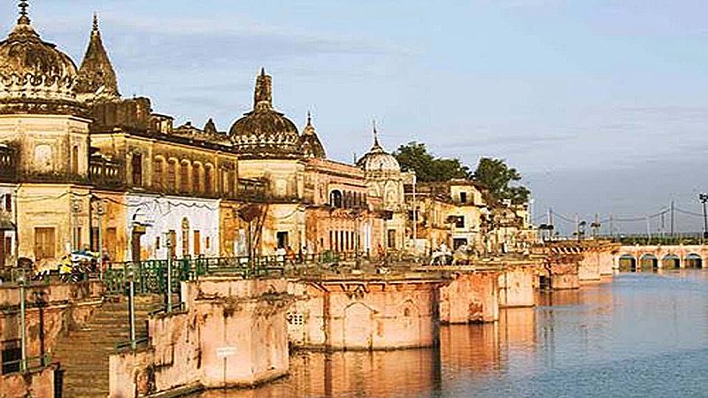 Ayodhya News: अयोध्या के विकास कार्यों का मुख्य सचिव ने लिया जायजा, वर्ल्ड क्लास सिटी के तौर पर विकसित हो रही राम की नगर