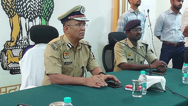 Jhansi News: एक क्लिक पर मिलेगी पूरे प्रदेश के ट्रैफिक की जानकारी, ‘मैप माई इंडिया’ का पुलिस को दिया प्रशिक्षण