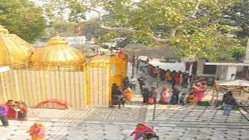 Bulandshahr News: नागेश्वर महादेव मंदिर में अब अमर्यादित कपड़े पहनने पर प्रवेश नहीं, पोस्टर किये गए चस्पा