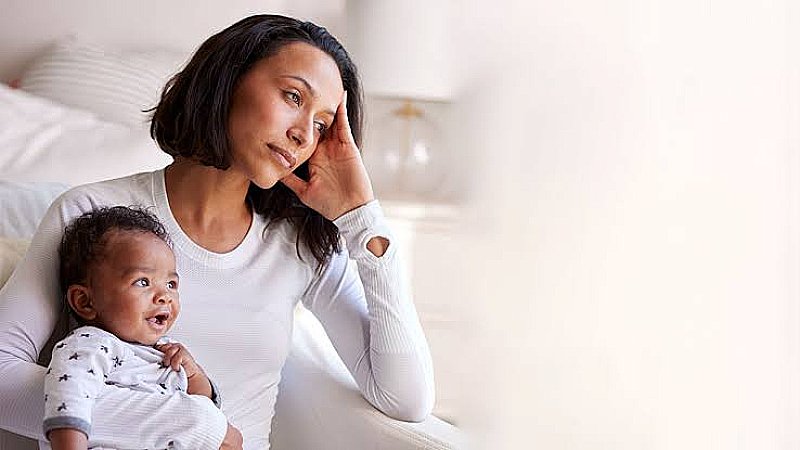 Postpartum Depression: माँ बनने के बाद होता हैँ जीवन कठिन, जानिए पोस्टपार्टम डिप्रेशन के बारे में सब कुछ