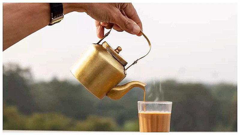 Chay Peene Ke Nuksan: चाय पीने से भी हो सकता है कैंसर, पीते समय इस बात का रखें ध्यान