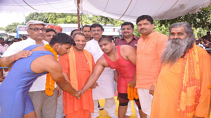Gorakhpur News: गोरखनाथ मंदिर में पारंपरिक कुश्ती प्रतियोगिता इस बार होगी खास, सीएम योगी ‘यूपी केसरी’ को देंगे इतनी रकम