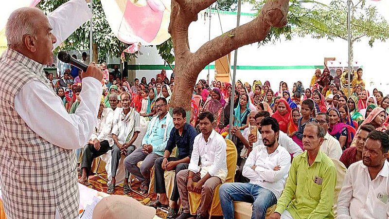 Siddharthnagar News: जाति-धर्म से उठकर सभी को मिल रहा योजनाओं का लाभ, भाजपा सांसद ने गिनाईं सरकार की उपलब्धियां