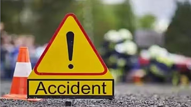 Road Accident News: अभी-अभी बड़ा हादसा, कंटनेर की चपेट में आईं पांच कारें, 2 की मौत, 4 घायल