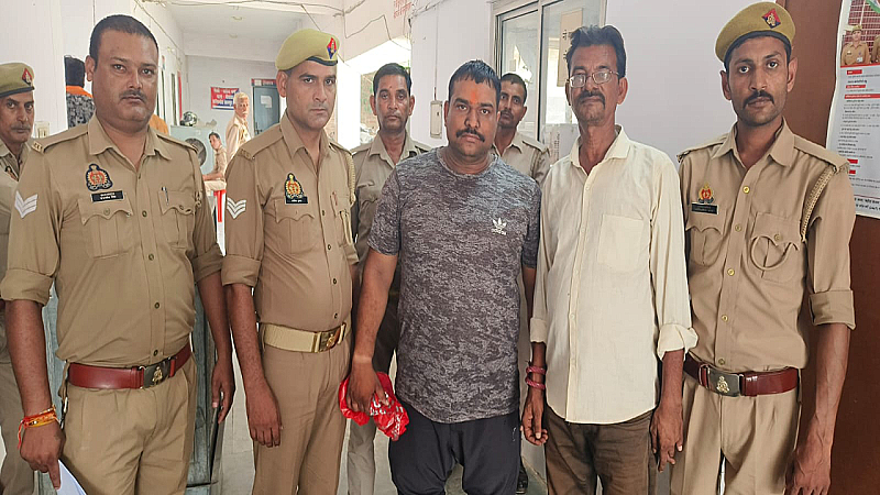 Kanpur News: दबंगों की प्रताड़ना से सुसाइड नोट में नाम लिख सराफा कारोबारी ने किया सुसाइड, दो आरोपी गिरफ्तार