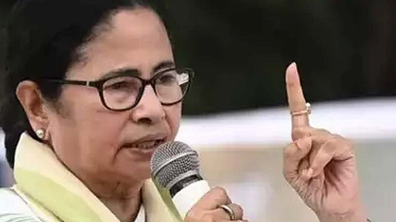 CM Mamta Banerjee: दिसंबर में ही होगा लोकसभा चुनाव,ममता बनर्जी का बड़ा दावा,BJP ने पहले ही बुक कर लिए हैं सारे हेलीकॉप्ट