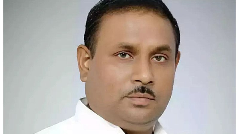 Sitapur News: मुलायम सिंह यादव के करीबी सीतापुर के पूर्व विधायक रामपाल यादव का निधन
