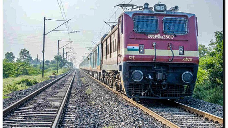 Hardoi News: एक महीने निरस्त रहेंगी यह ट्रेनें, परिवर्तित मार्ग से चलेंगी ये ट्रेने, जारी हुआ आदेश