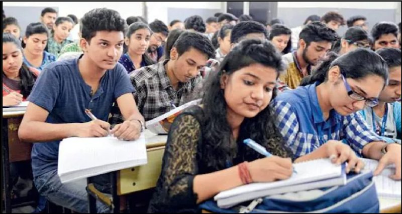 IIT Exam 2023: आईआईटी में सुसाइड के मामलो को देखते हुए, समेस्टर परीक्षा में कम किए गए पेपर IIT Exam 2023: आईआईटी में सुसाइड के मामलो को देखते हुए, समेस्टर परीक्षा में कम किए गए पेपर