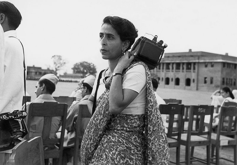 Lets know about Homai Vyarawalla, first Indian woman Photojournalist!