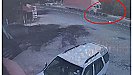 Agra Accident: कार को तीन किमी तक घसीटता रहा कंटेनर, बाल-बाल बचा परिवार
