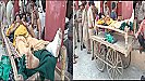 Agra News: घायल बेटियों को इंसाफ दिलाने के लिए कलक्ट्रेट पहुंचे बुजुर्ग माता-पिता, परिवार की हालत देख पसीजा प्रशासन