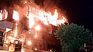 Varanasi Hotel Fire Video: बनारस के 4 मंजिला होटल में लगी आग से मचा हड़कंप, सामने आया दिल दहला देने वाला वीडियो