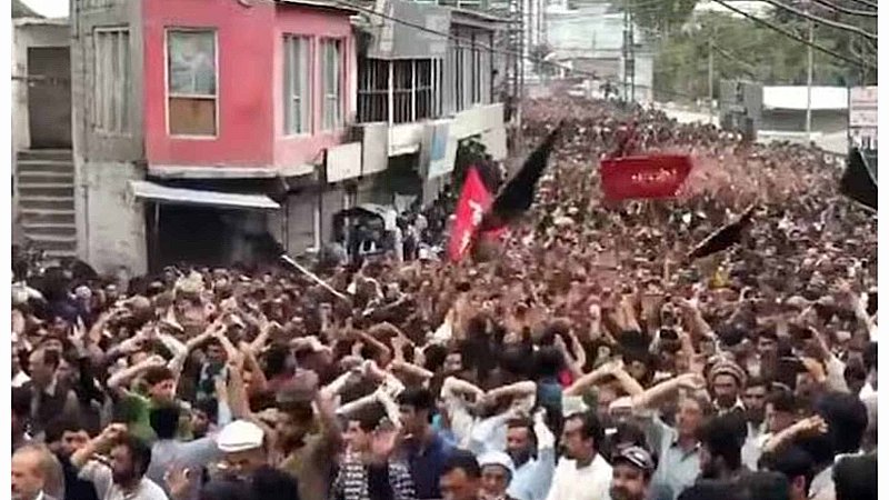 Protest in POK: पाकिस्तान में शिया-सुन्नी आमने-सामने, पीओके के स्कर्दू में भारी विरोध – प्रदर्शन, भारत में विलय की धमकी