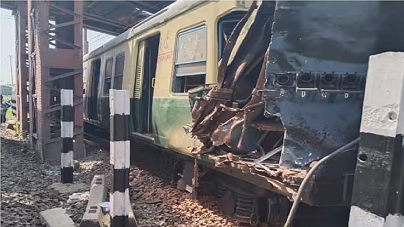 Train Derailed in Delhi: प्रगित मैदान के पास पटरी से उतरी ट्रेन, पलवल से आ रही थी दिल्ली, मचा हड़कंप