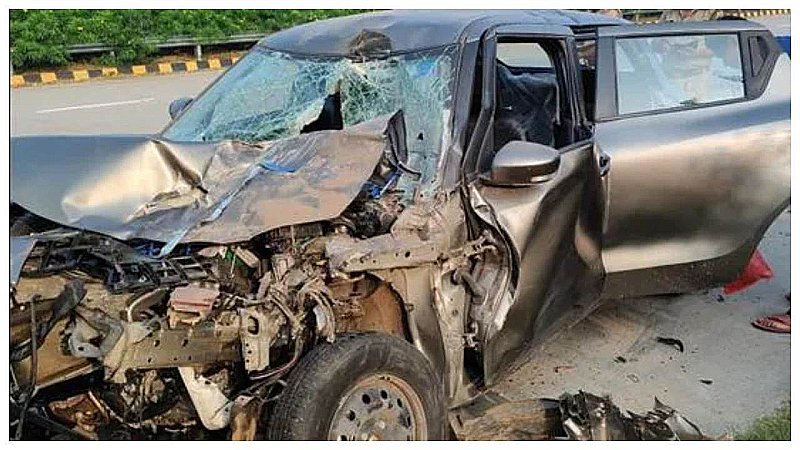 Kannauj News: आगरा- लखनऊ एक्सप्रेस- वे पर ट्रैक्टर ट्राली में घुसी तेज रफ्तार कार‚ दो की मौत‚ 5 घायल